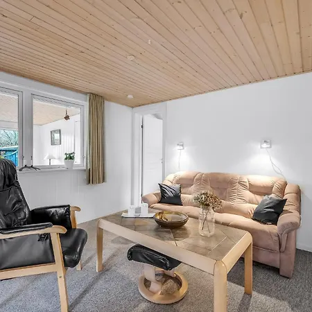 2 Bedroom Beautiful In * Tarm