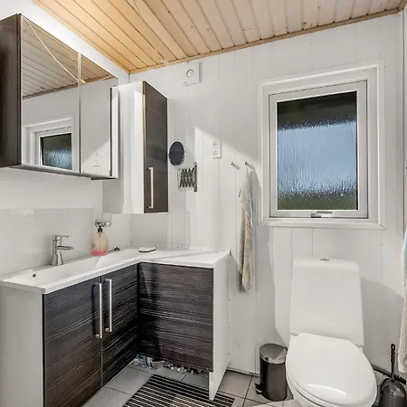 2 Bedroom Beautiful In *