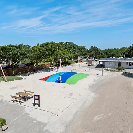 Σπίτι διακοπών 2 Bedroom Beautiful In Tarm