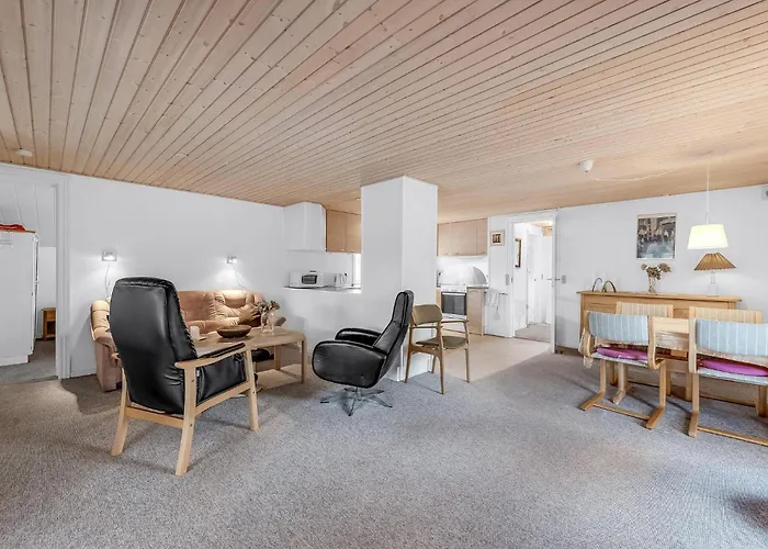 2 Bedroom Beautiful In