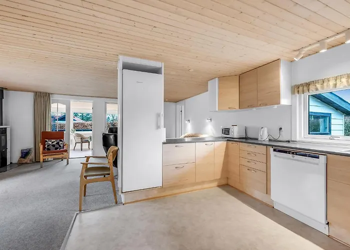 2 Bedroom Beautiful In