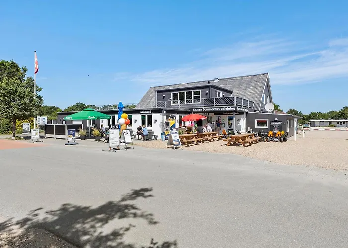 בית נופש 2 Bedroom Beautiful In Tarm